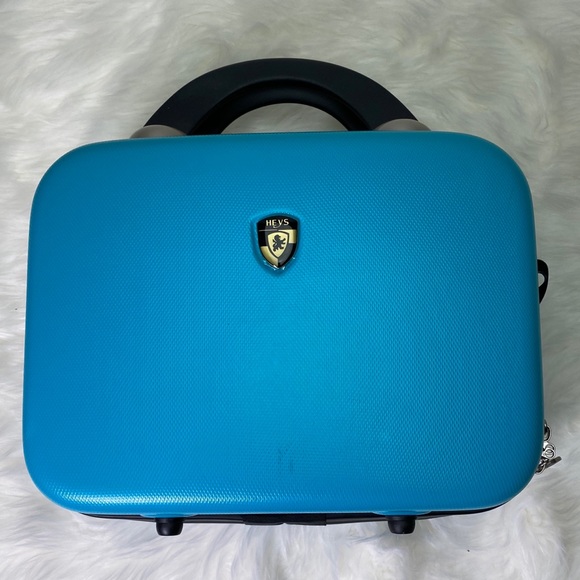 Heys Bags Heys Usa Luggage Hardside Beauty Case Poshmark